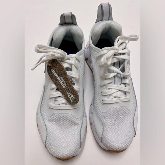 NWT REEBOK Zig Dynamica women’s Shoes white and Orange No box - Picture 7 of 16